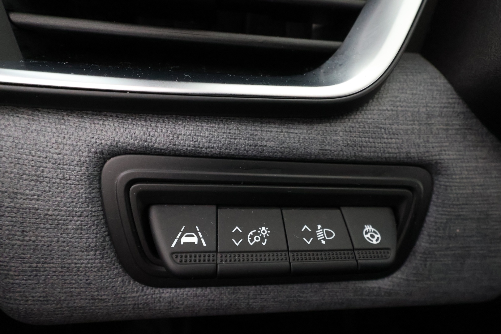 MITSUBISHI Colt 2024