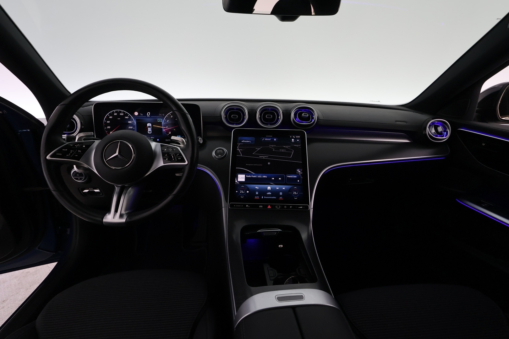 MERCEDES-BENZ C 2022