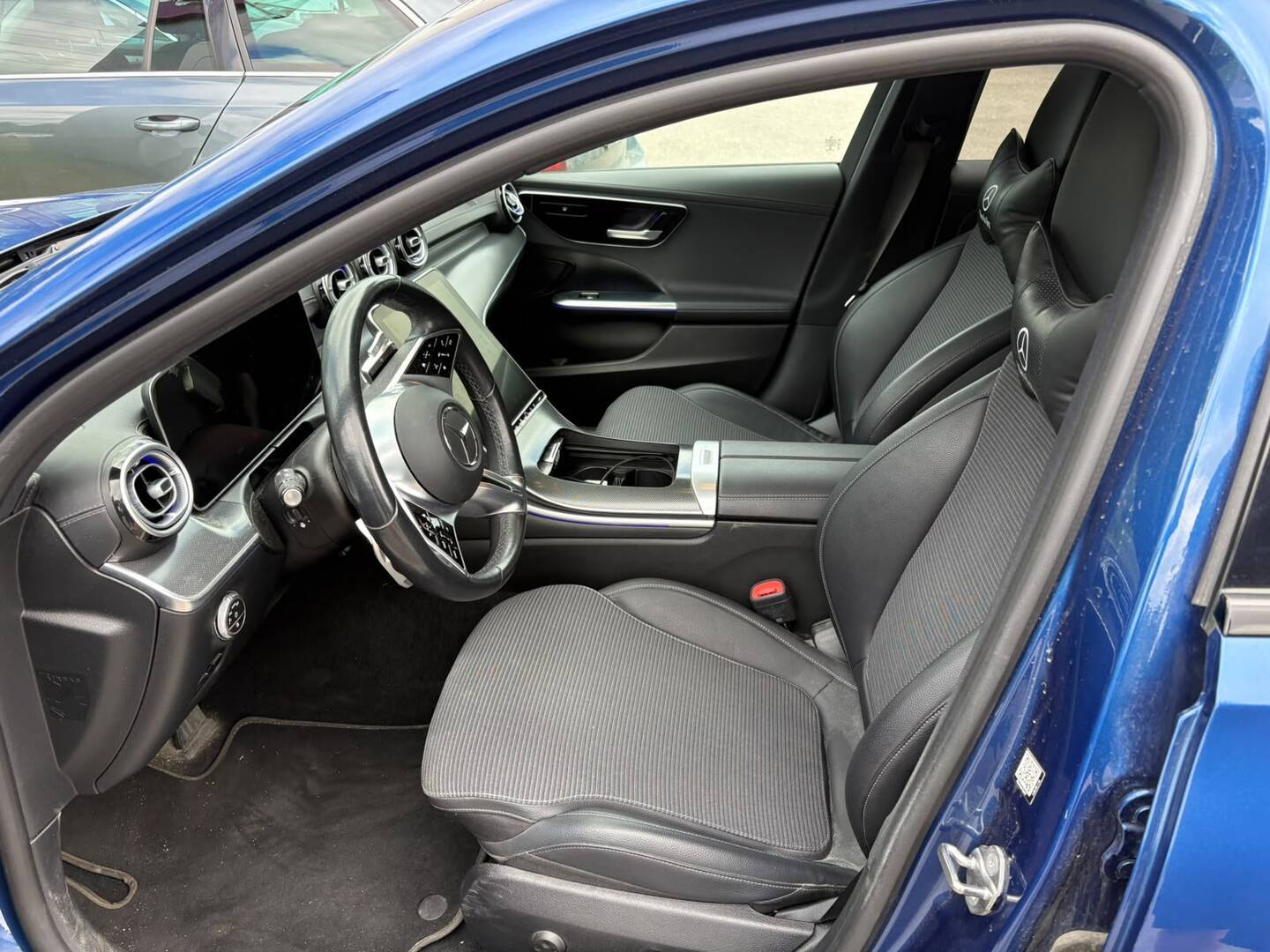 MERCEDES-BENZ C 2022