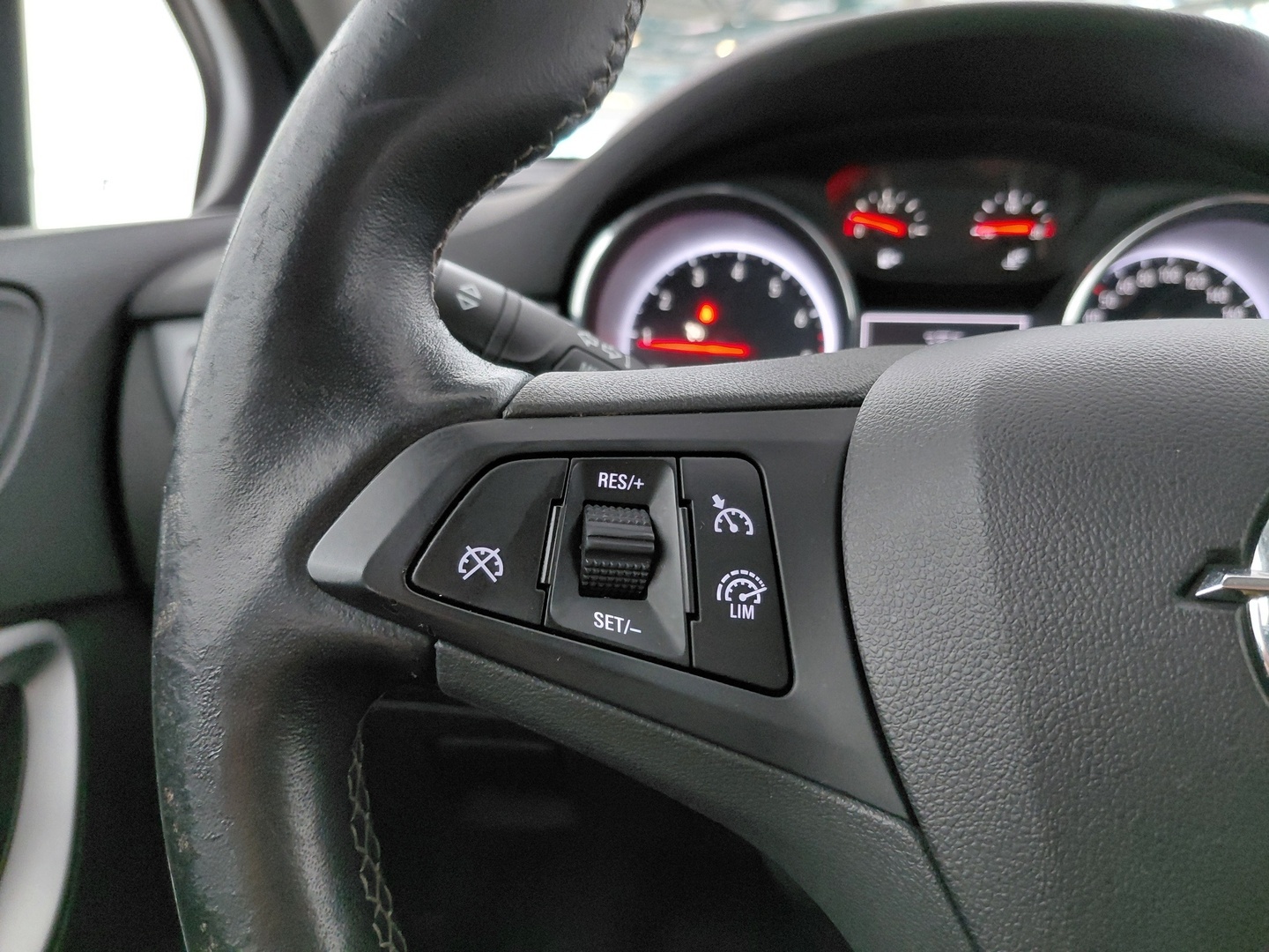 OPEL Astra 2017