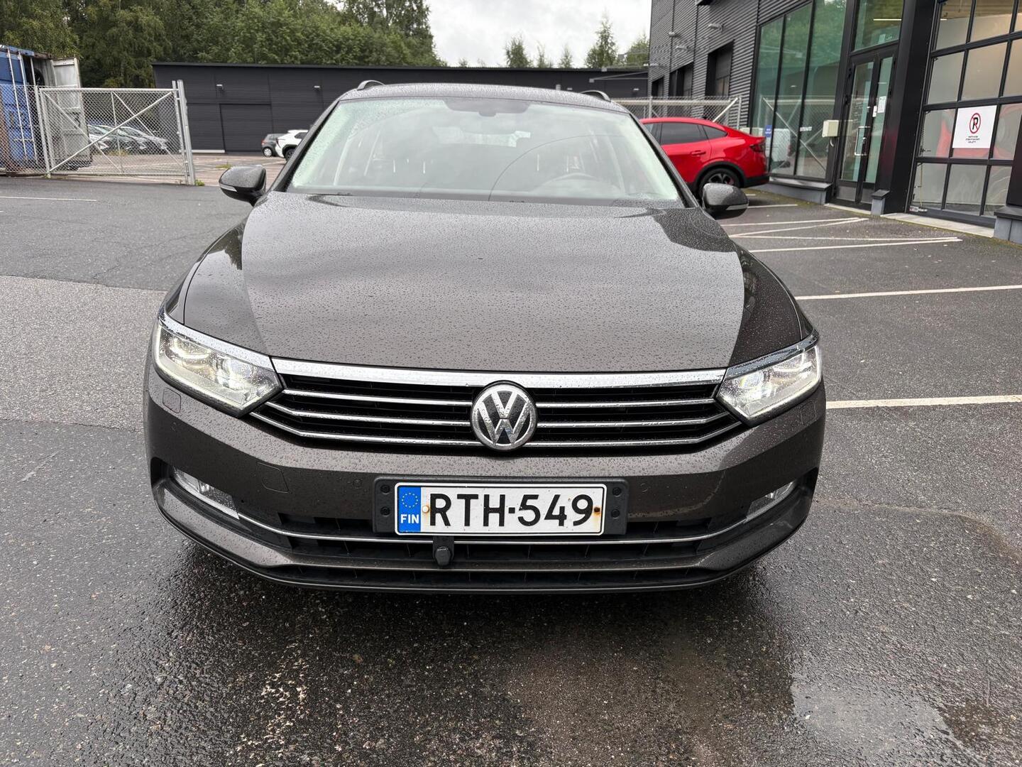 VOLKSWAGEN Passat 2017