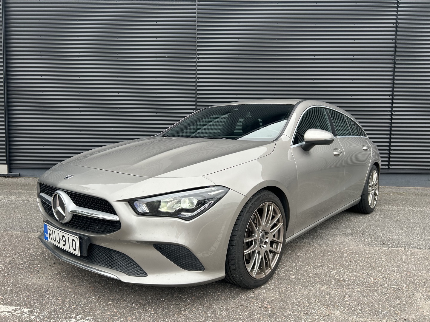MERCEDES-BENZ CLA 2020