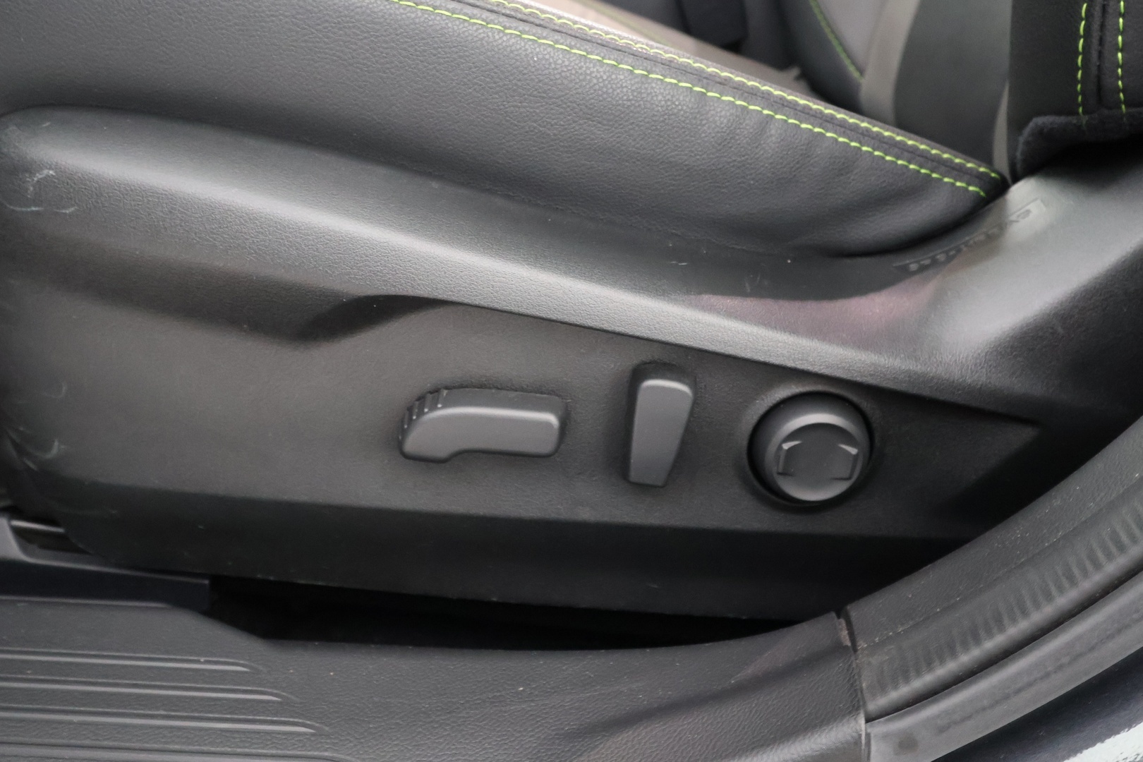 SUBARU Outback 2023