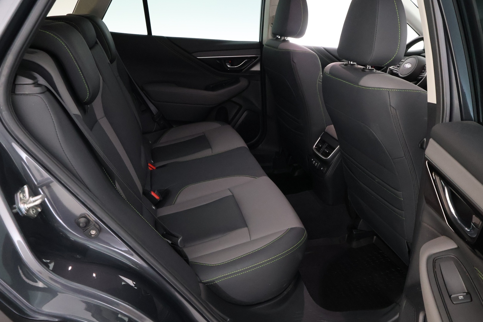 SUBARU Outback 2023