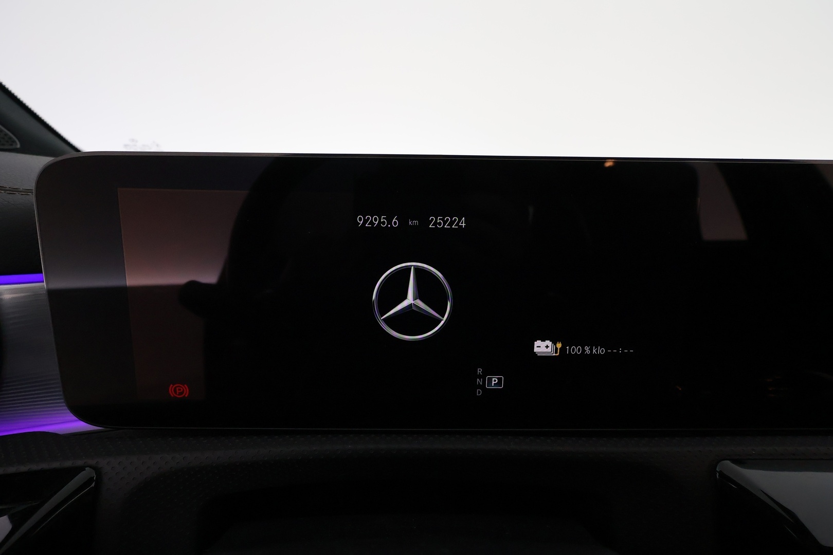 MERCEDES-BENZ A 2022