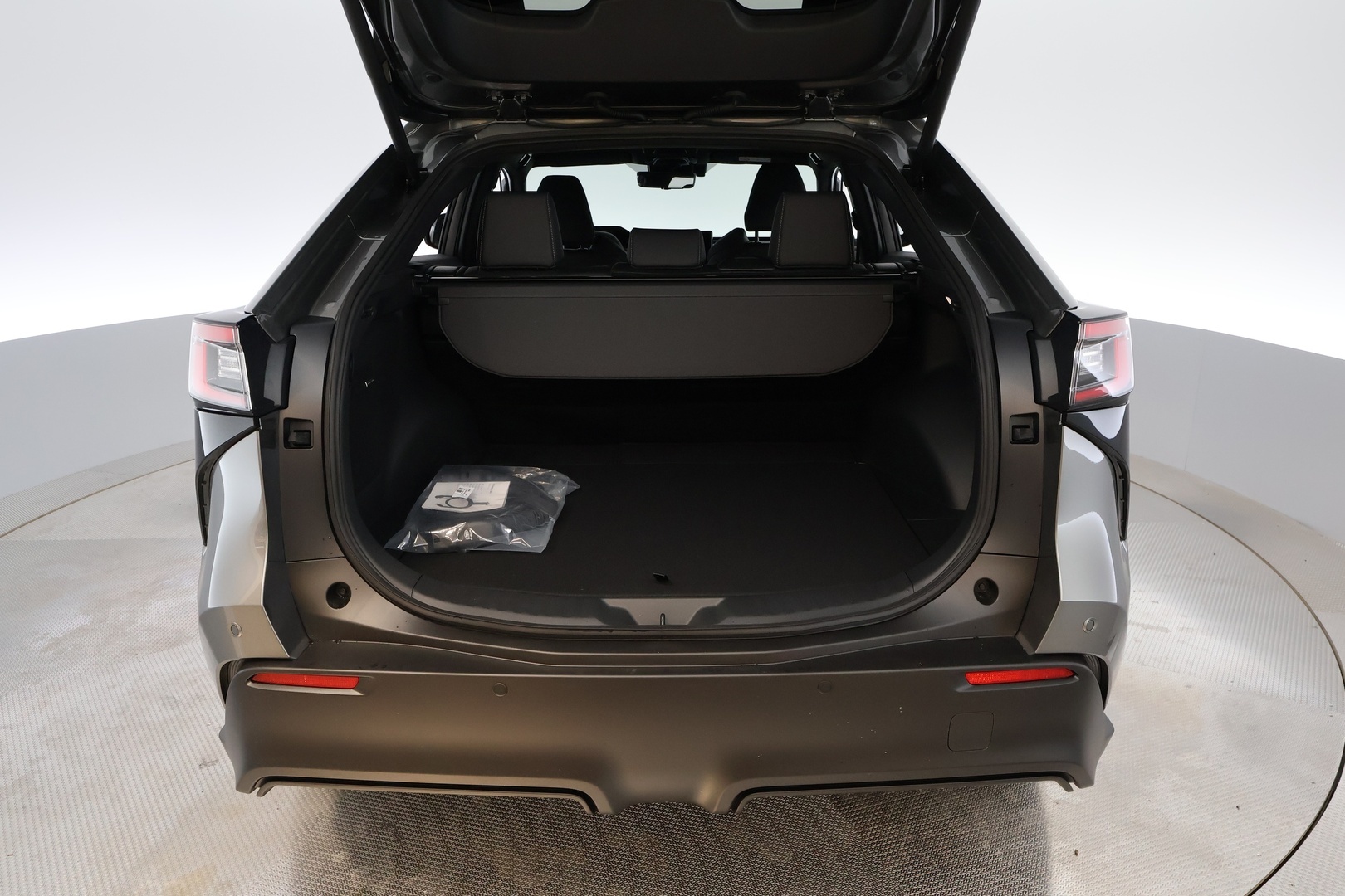 SUBARU Solterra 2026