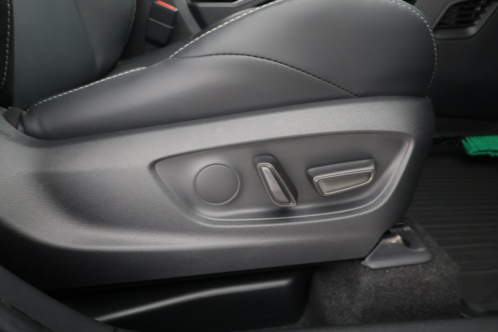 SUBARU Solterra 2026