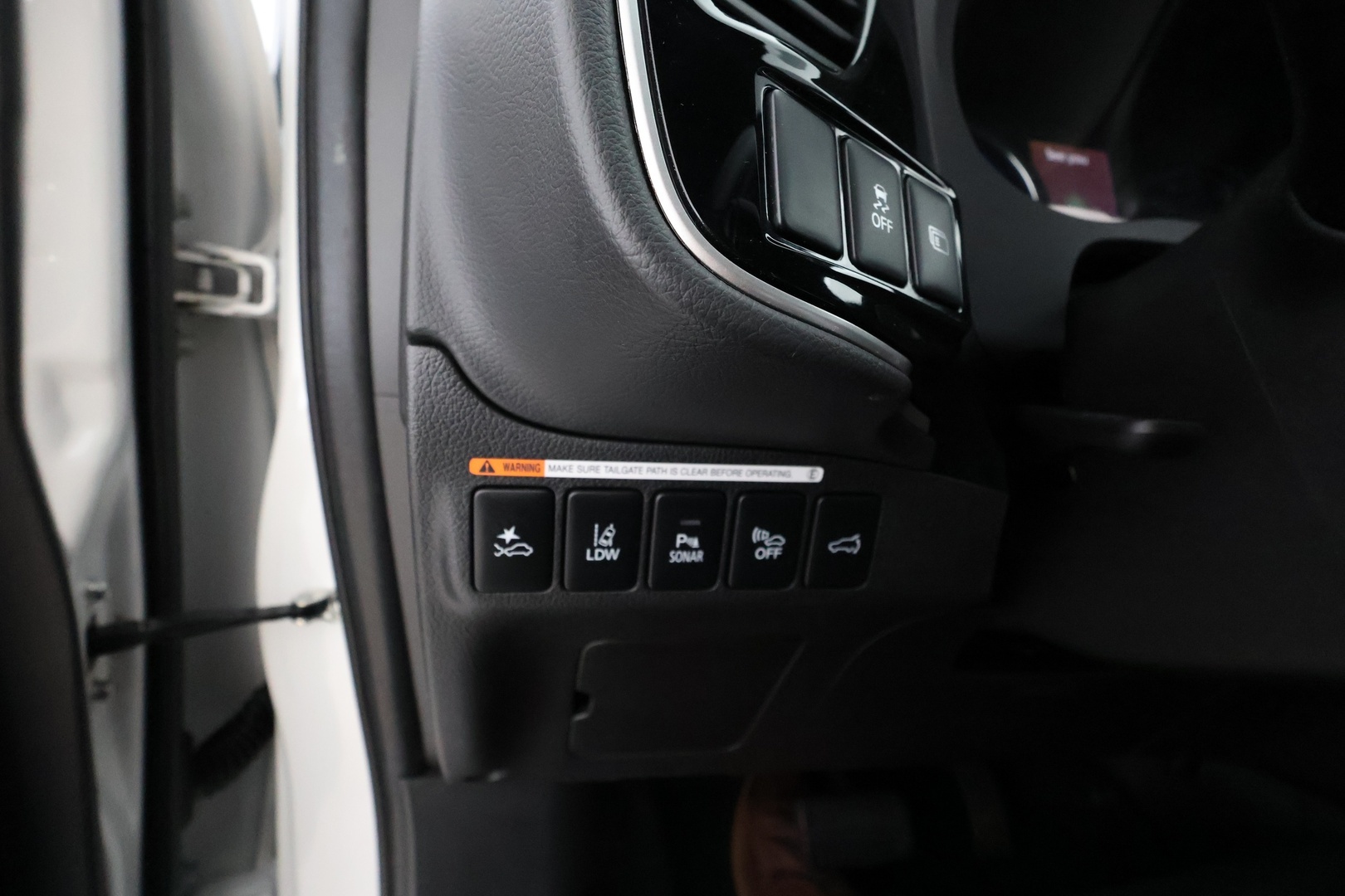 MITSUBISHI Outlander PHEV 2019