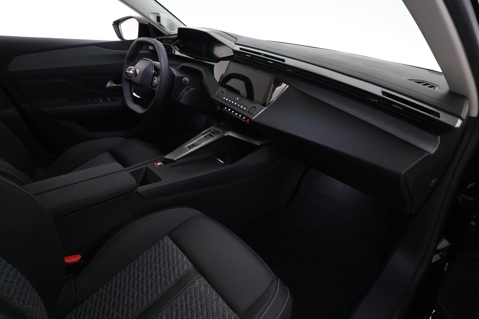 PEUGEOT 408 2026