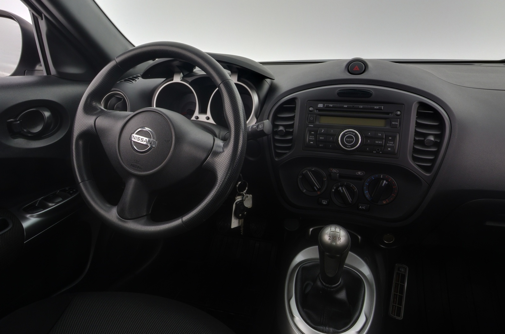 NISSAN Juke 2012