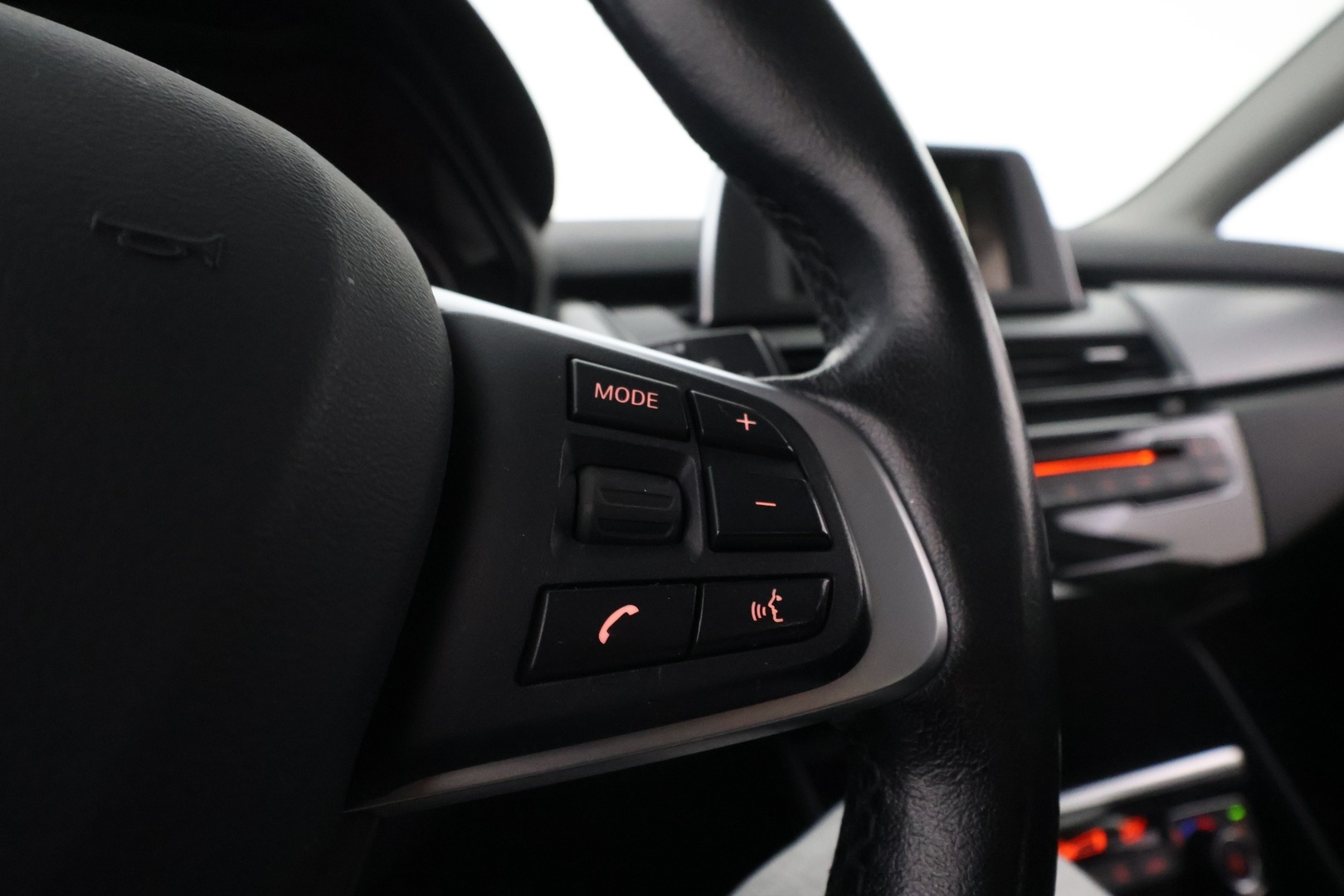 BMW 218 2015
