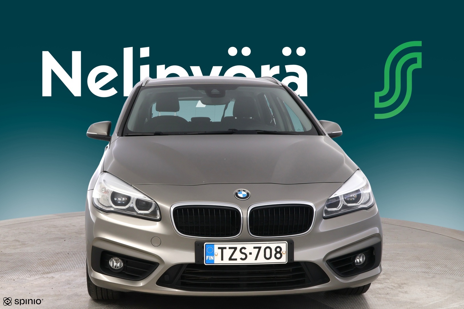 BMW 218 2015