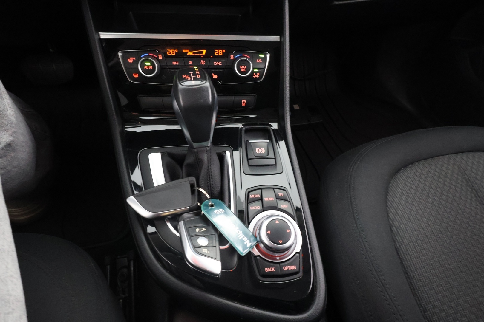 BMW 218 2015
