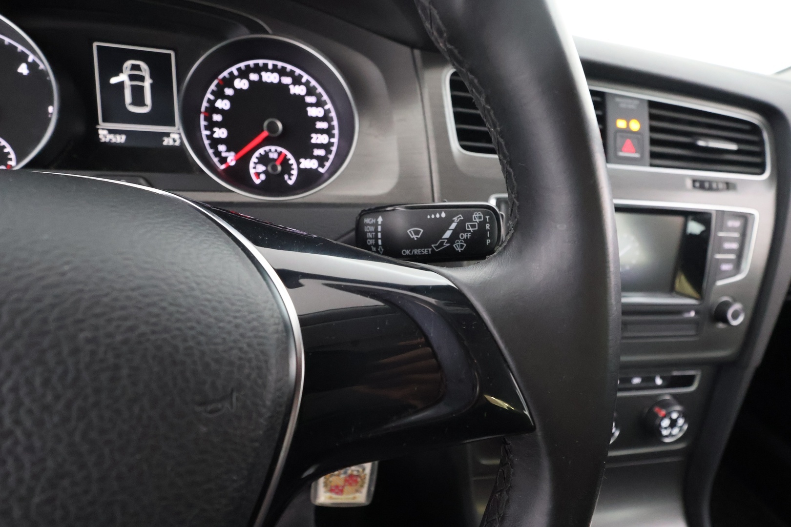 VOLKSWAGEN Golf 2013