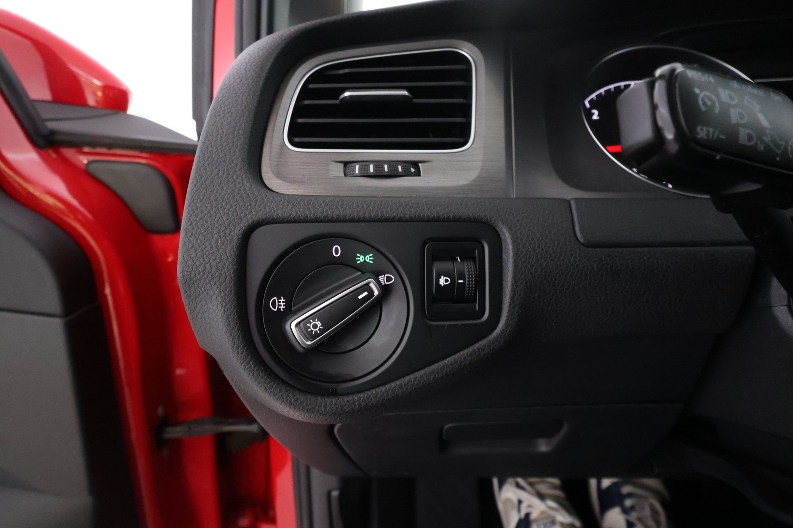 VOLKSWAGEN Golf 2013