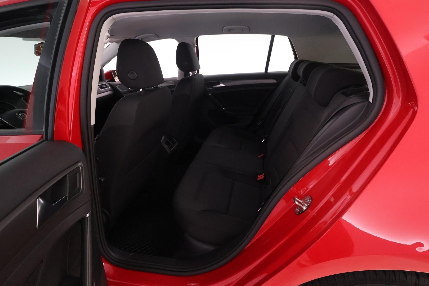 VOLKSWAGEN Golf 2013