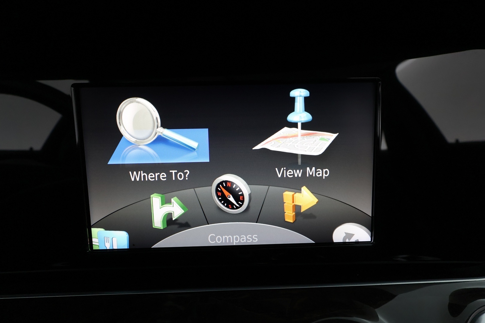 MERCEDES-BENZ E 2016