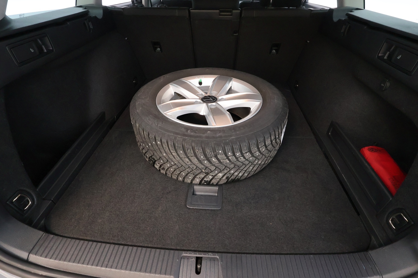 VOLKSWAGEN Passat 2022
