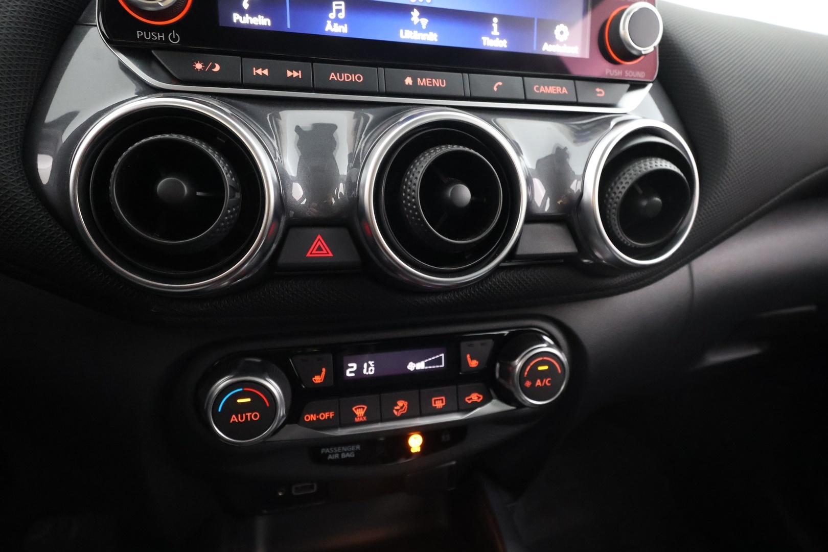 NISSAN Juke 2023