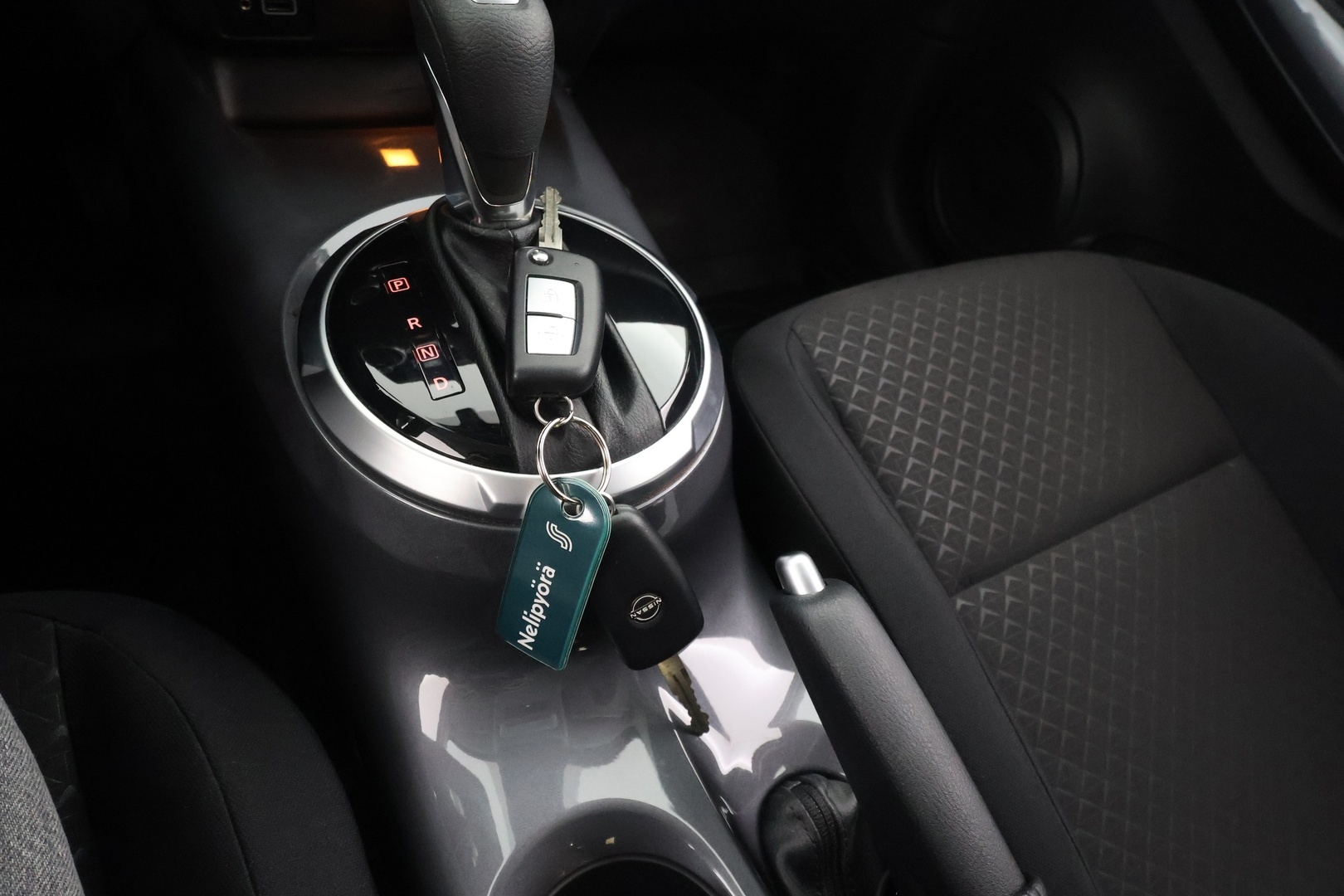 NISSAN Juke 2023