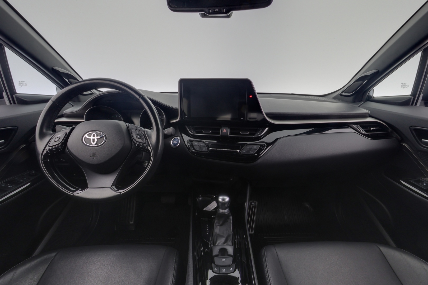 TOYOTA C-HR 2019