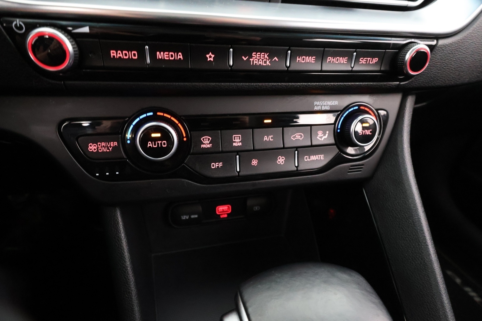 KIA Niro plug-in 18