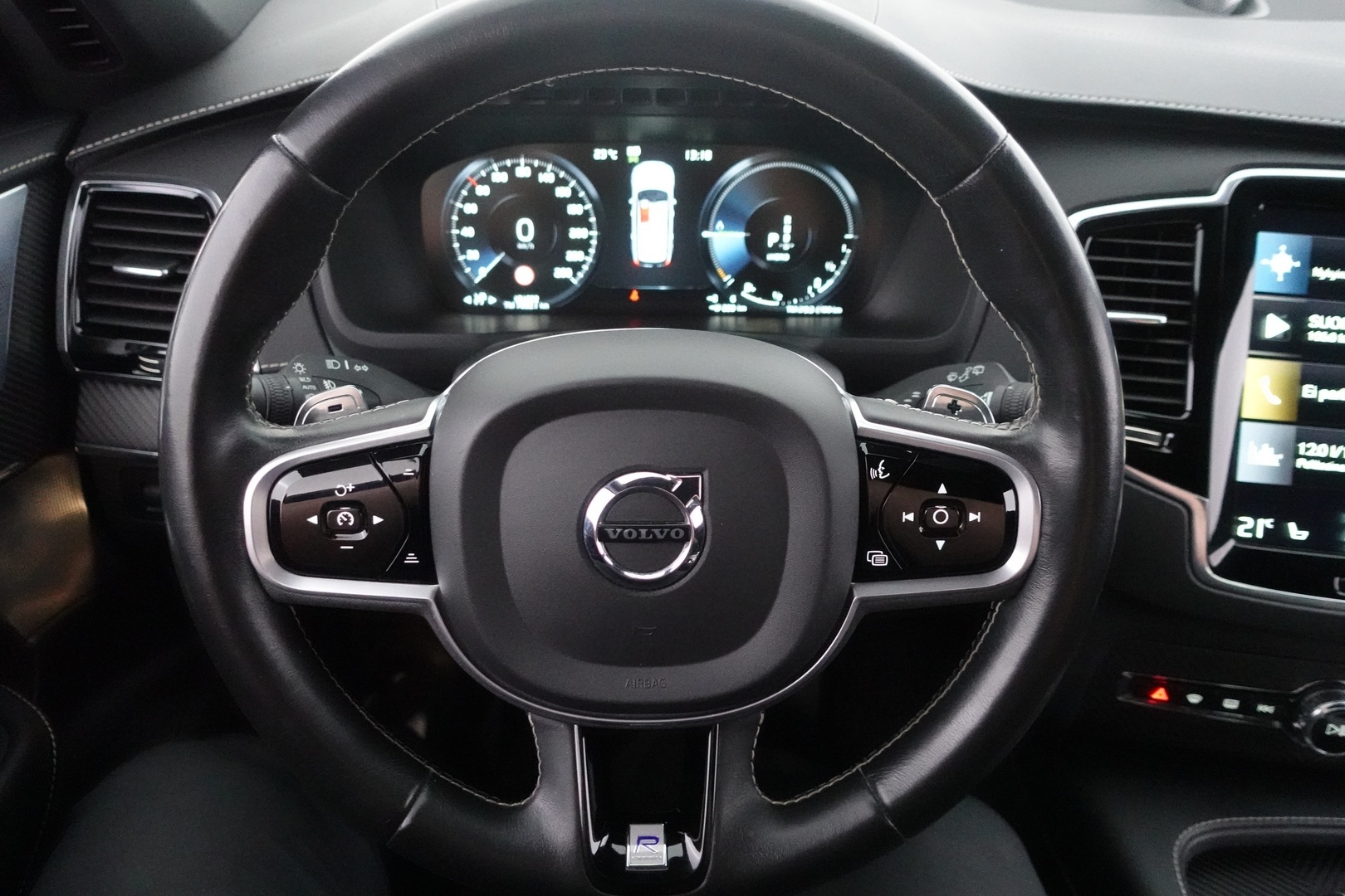 VOLVO XC90 2020