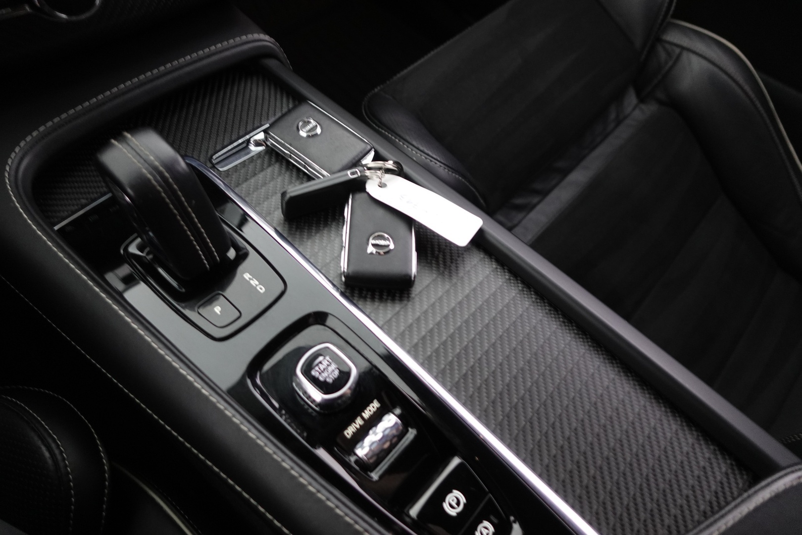 VOLVO XC90 2020