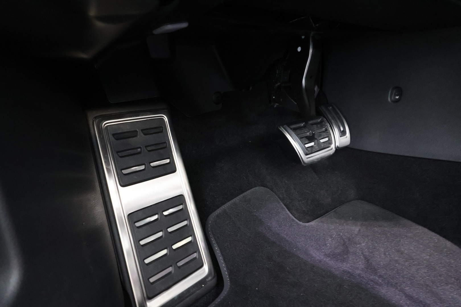 SKODA SUPERB 2026