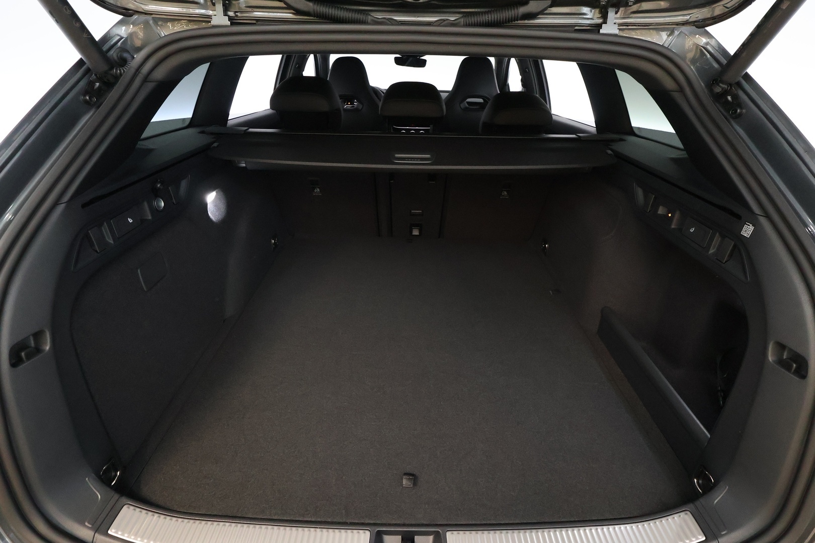 SKODA SUPERB 2026