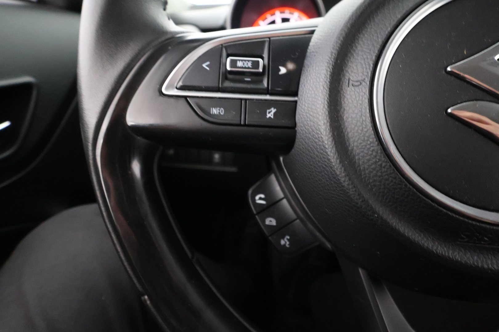 SUZUKI Swift 2020