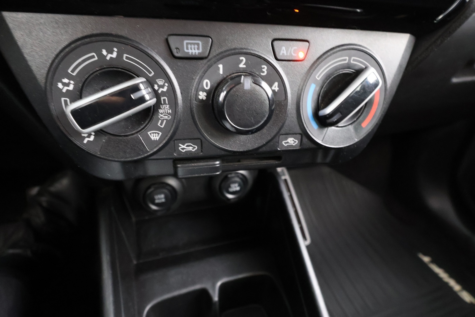 SUZUKI Swift 2020