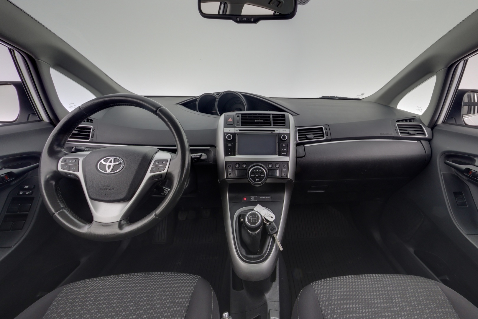TOYOTA Verso 2015