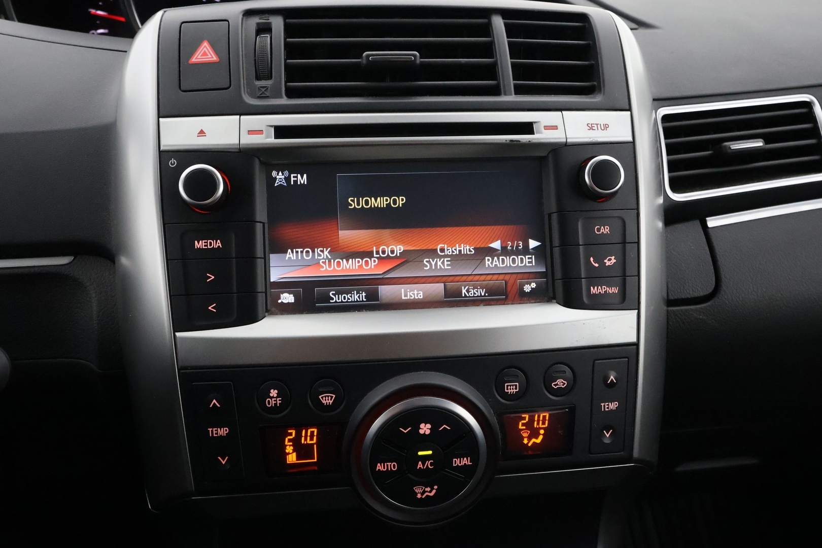 TOYOTA Verso 2015