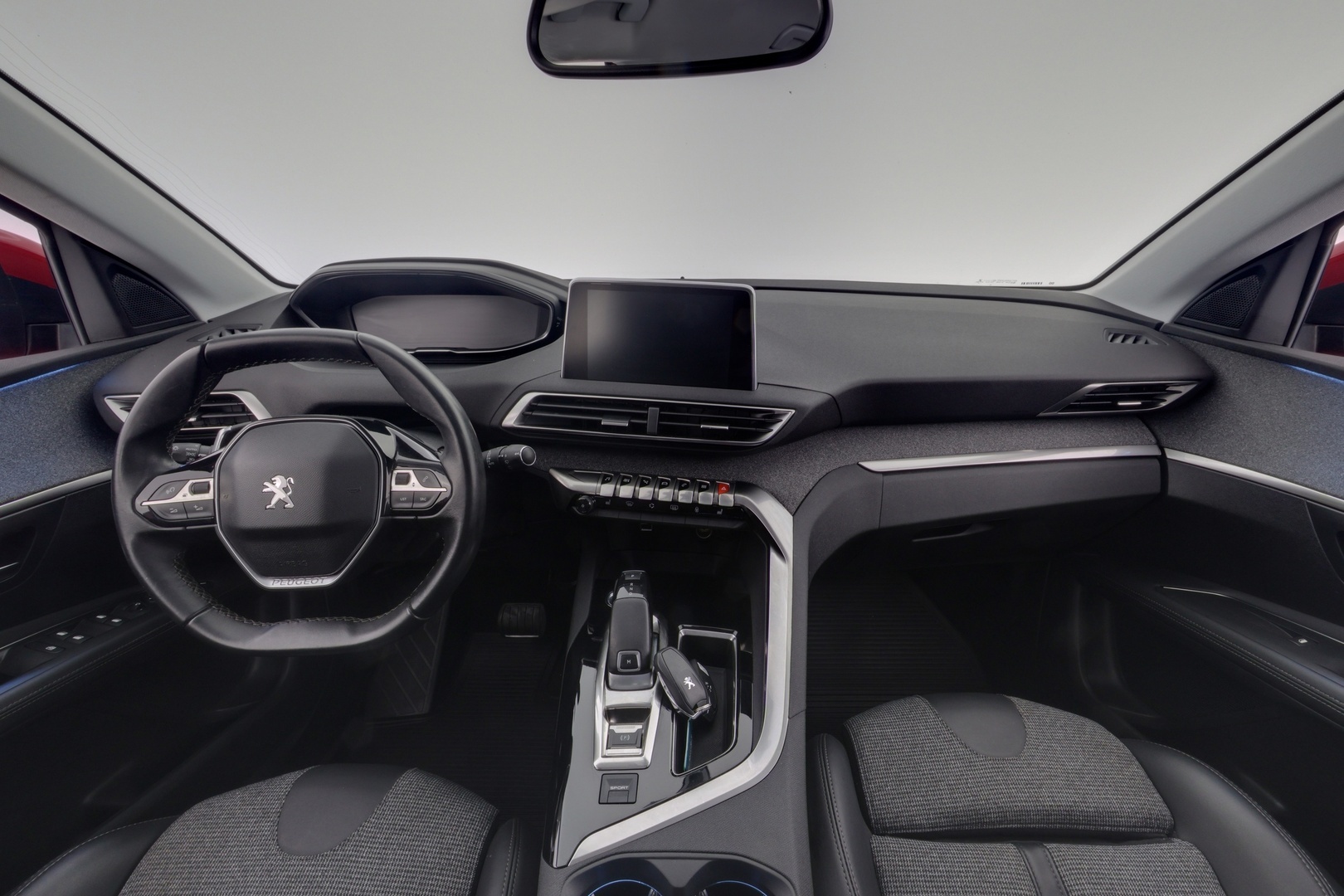 PEUGEOT 3008 2019