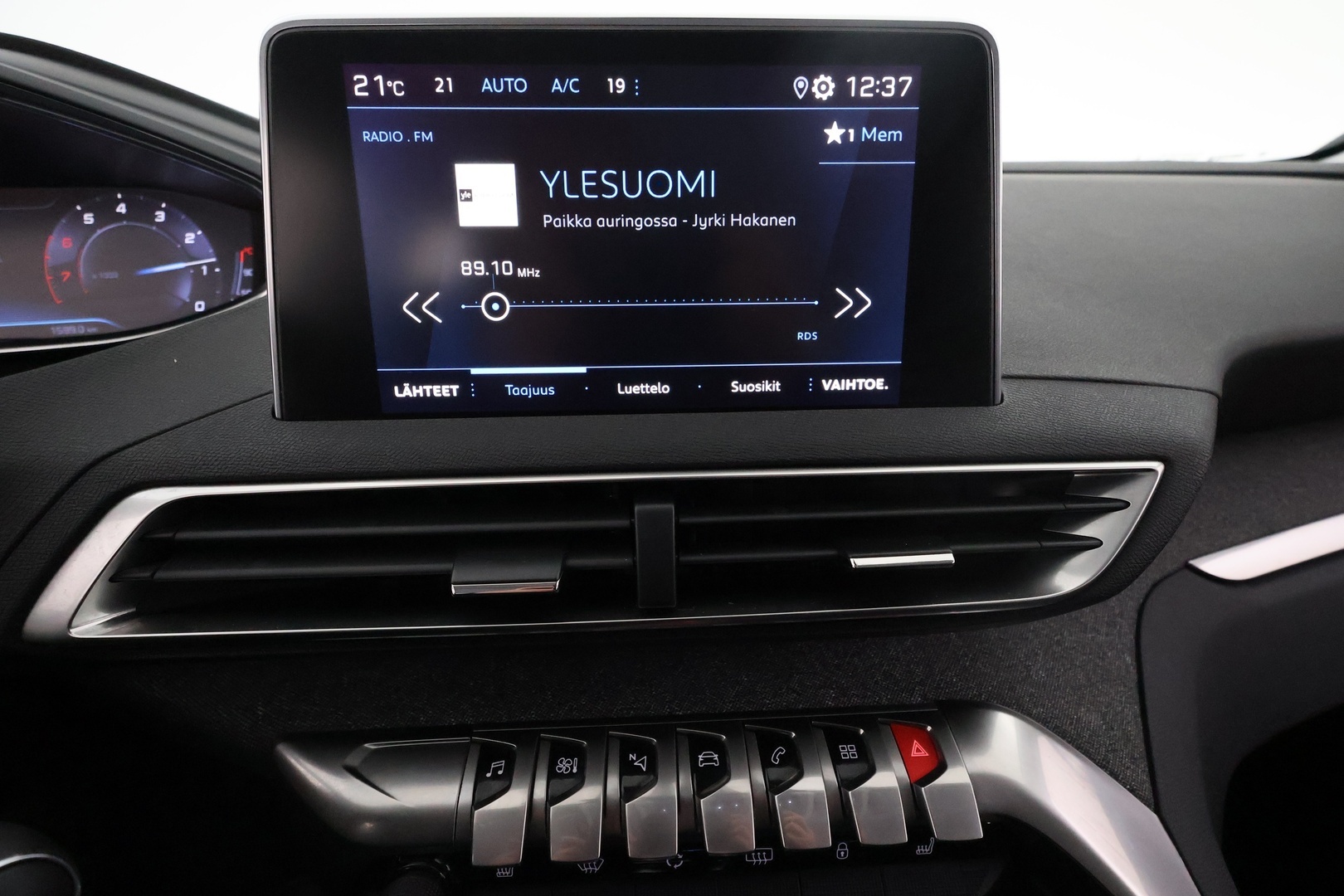 PEUGEOT 3008 2019
