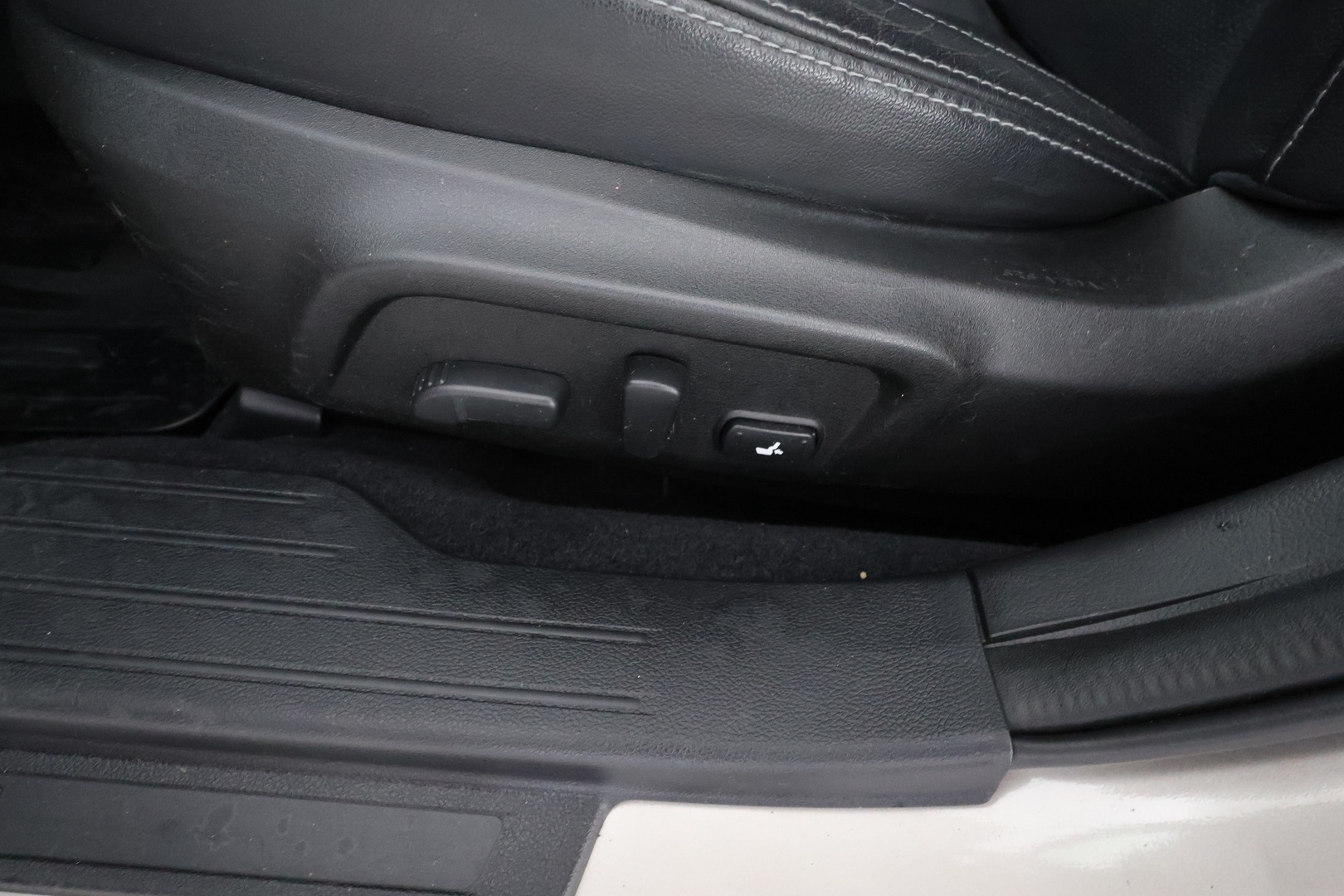 SUBARU Outback 2017