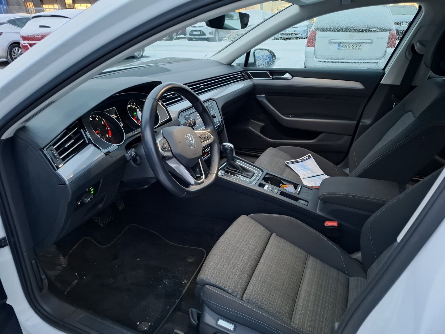 VOLKSWAGEN Passat 2022