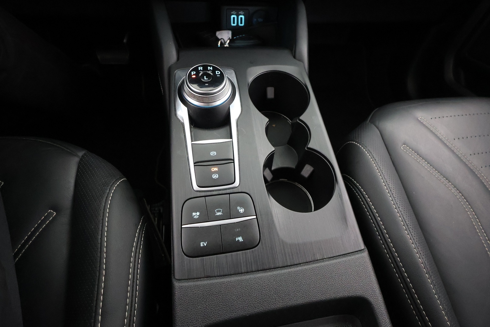 FORD Kuga 2021