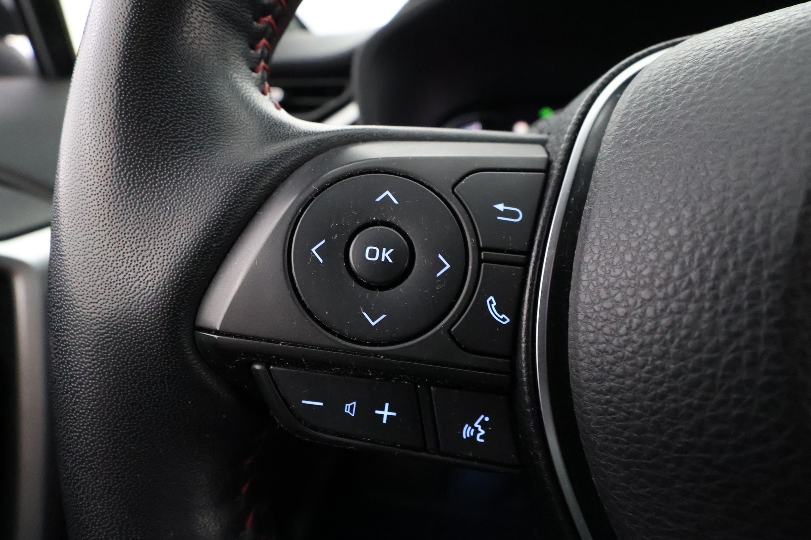 TOYOTA RAV4 Plug-in 2021