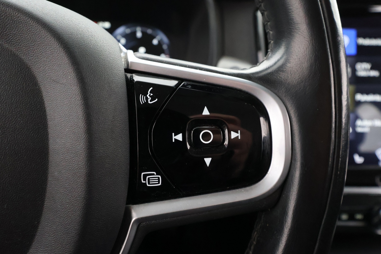 VOLVO V90 2018
