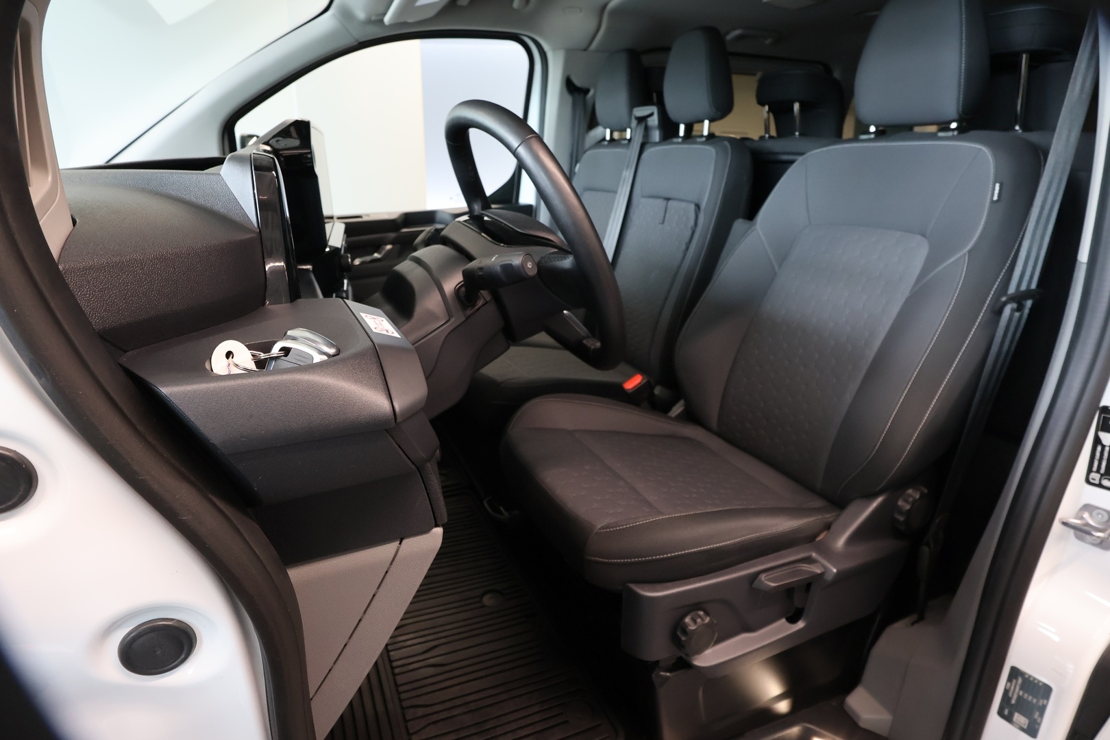 FORD Tourneo Custom 2025