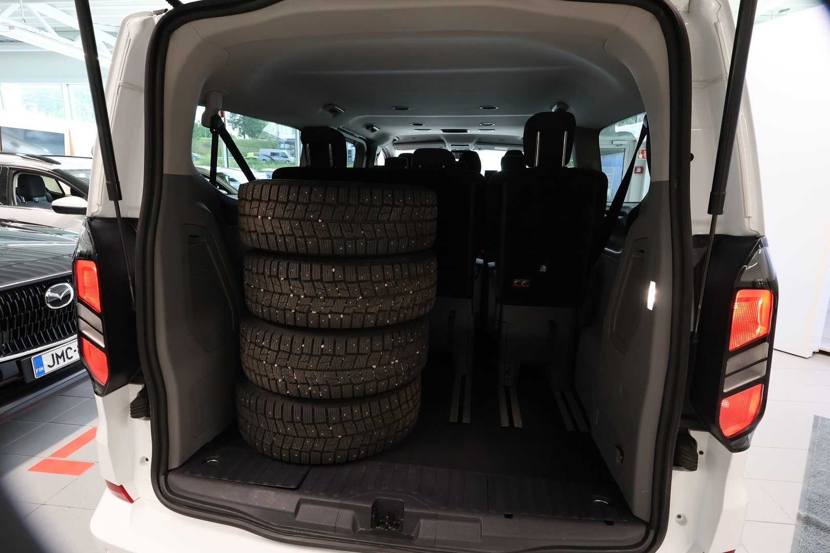 FORD Tourneo Custom 2025