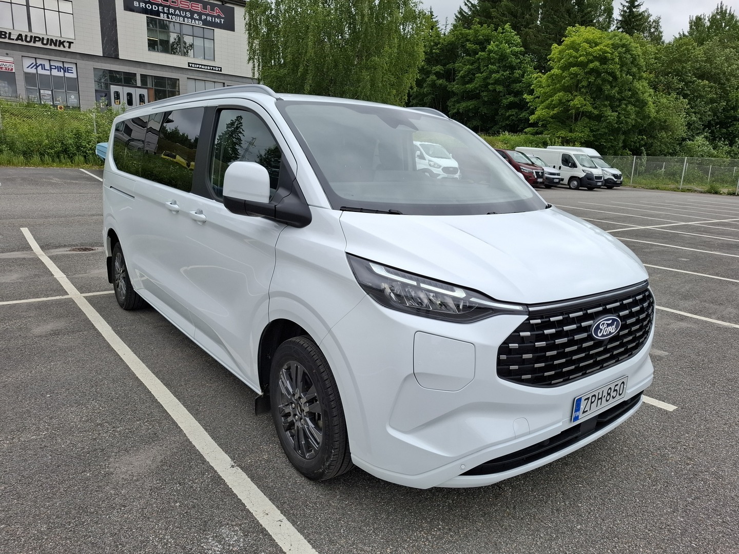 FORD Tourneo Custom 2025