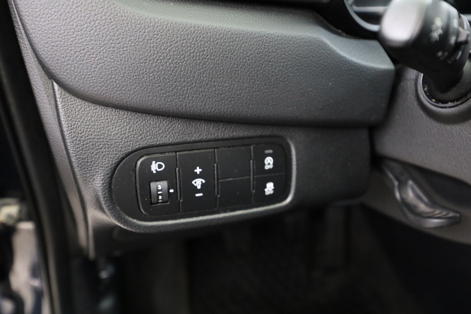 KIA Carens 12