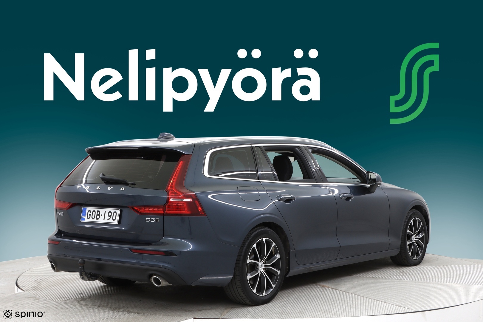VOLVO V60 5