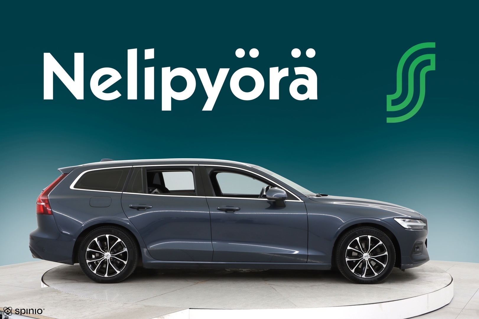 VOLVO V60 7