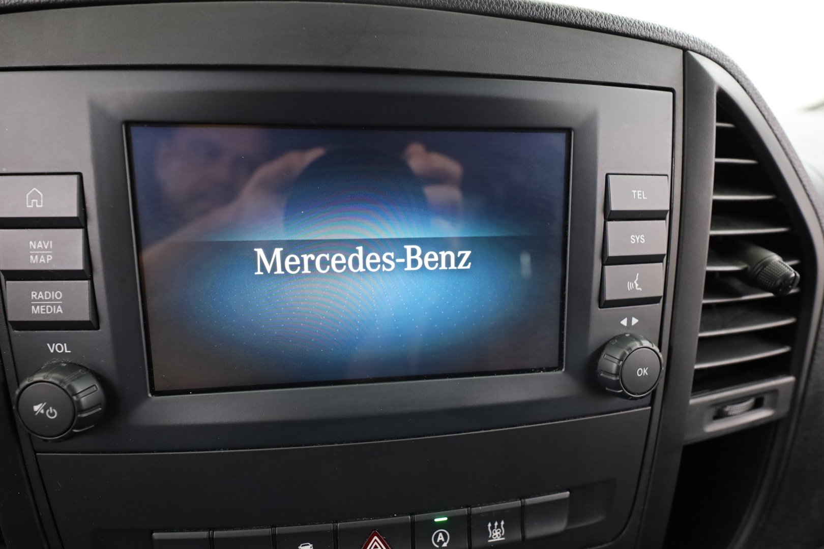MERCEDES-BENZ Vito 13
