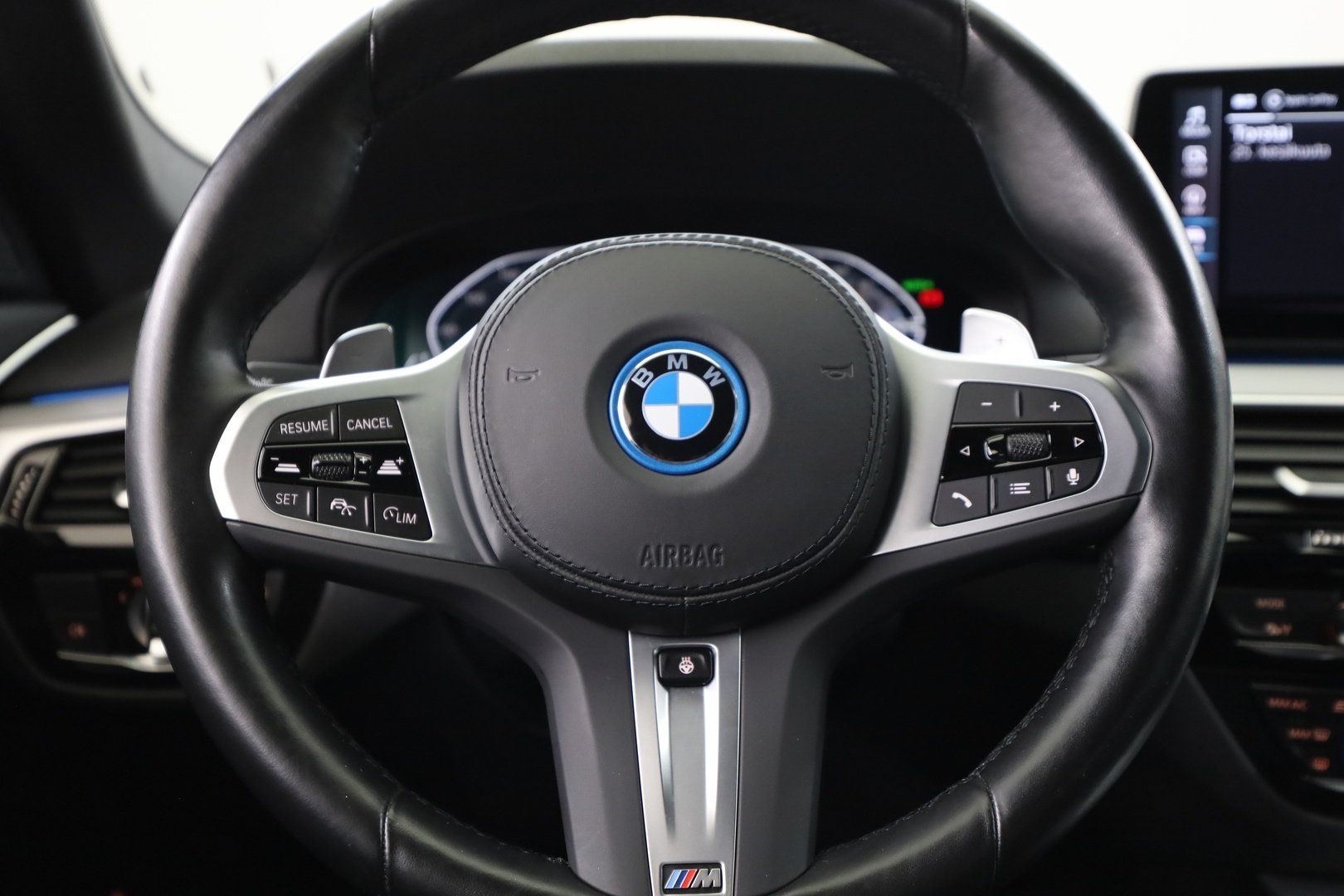 BMW 530 22