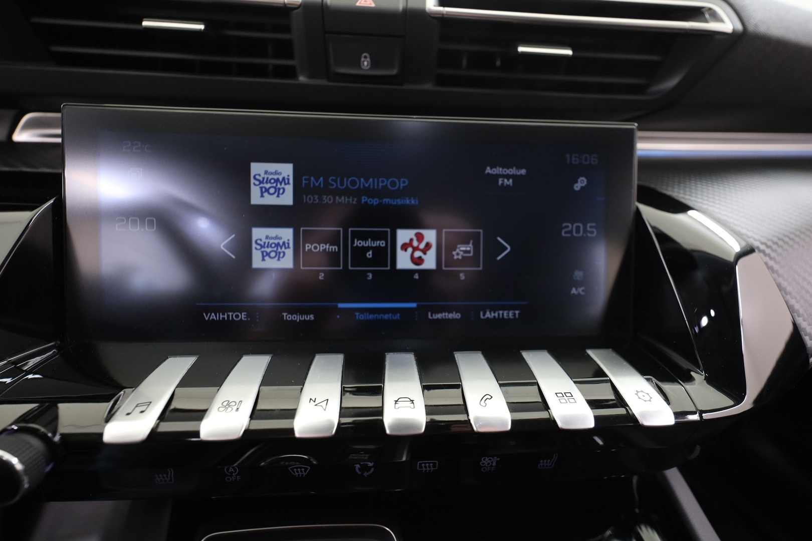 PEUGEOT 508 17